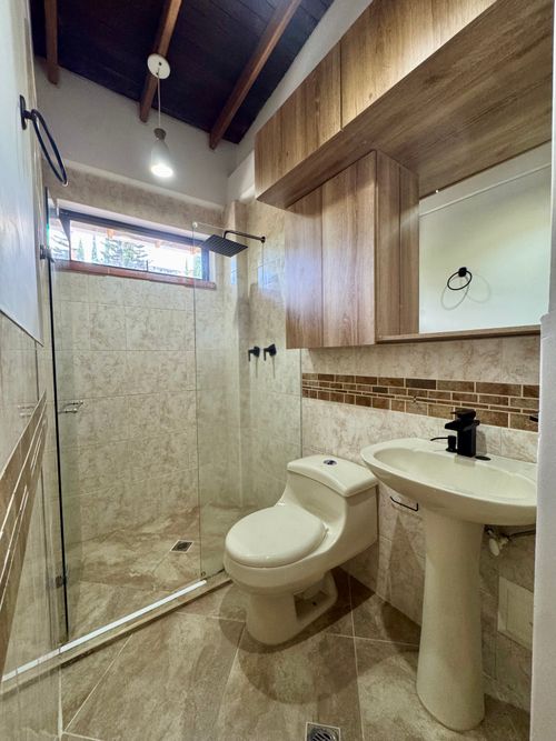 Casa de 4 alcobas en venta en Loma De La Doctora, Sabaneta, 260 m² · foto 7 de 20