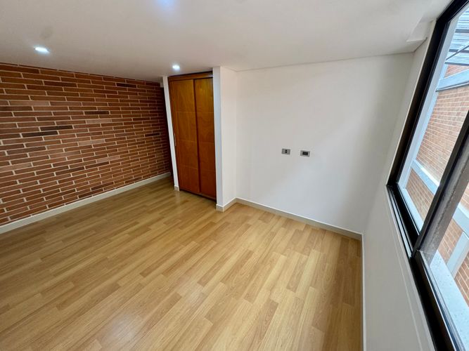 Casa de 4 alcobas en venta en Loma De La Doctora, Sabaneta, 260 m² · foto 8 de 20