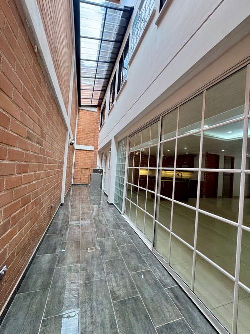 Casa de 4 alcobas en venta en Loma De La Doctora, Sabaneta, 260 m² · foto 15 de 20