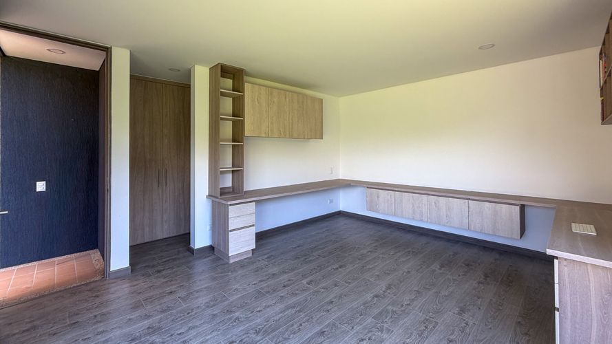 Casa de 3 alcobas en arriendo en Entrelomas Bosque Residencial, Zipaquirá, 243 m² · foto 17 de 24