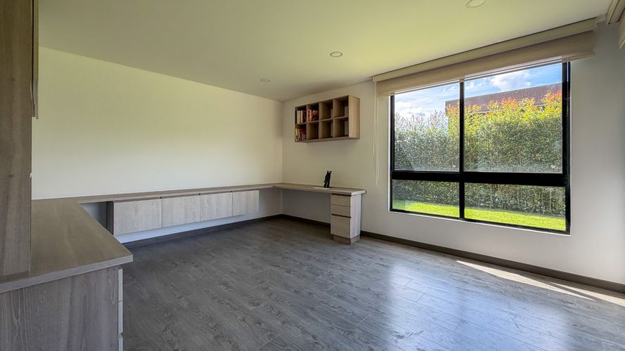 Casa de 3 alcobas en arriendo en Entrelomas Bosque Residencial, Zipaquirá, 243 m² · foto 18 de 24