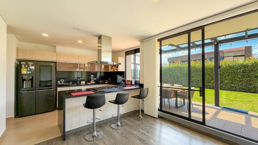Casa de 3 alcobas en arriendo en Entrelomas Bosque Residencial, Zipaquirá, 243 m² · foto 7 de 24