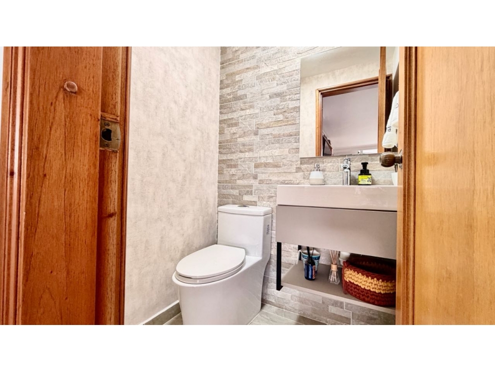 Apartamento en venta en El Tesoro, Medellín · foto 7 de 24