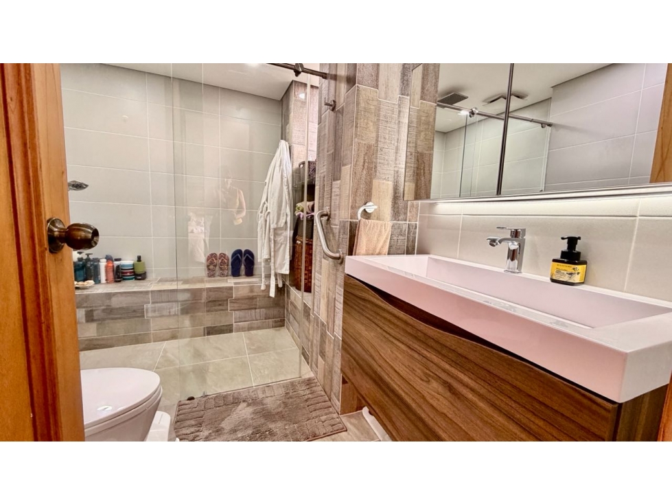 Apartamento en venta en El Tesoro, Medellín · foto 9 de 24