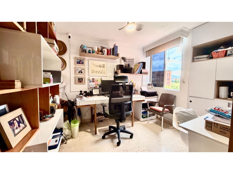 Apartamento en venta en El Tesoro, Medellín · foto 11 de 24