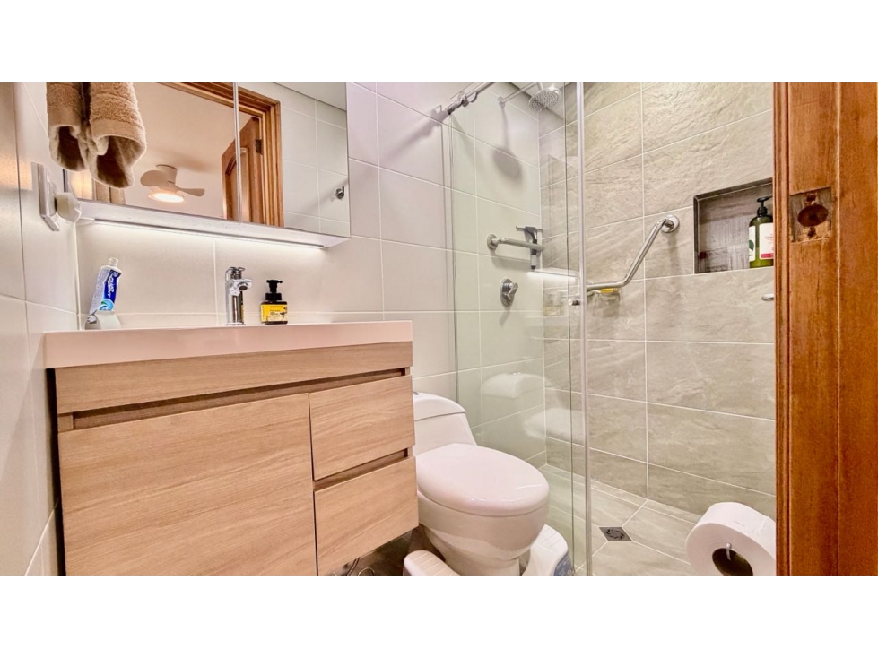 Apartamento en venta en El Tesoro, Medellín · foto 14 de 24