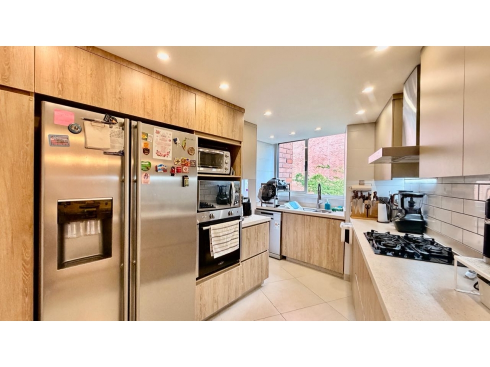 Apartamento en venta en El Tesoro, Medellín · foto 18 de 24