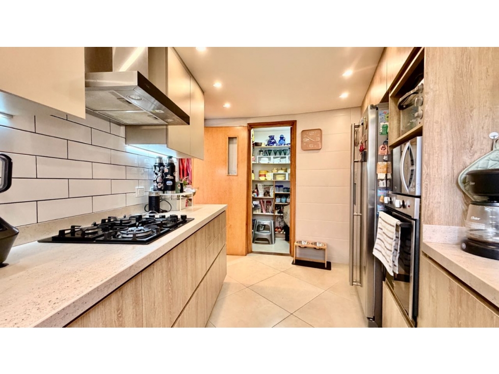 Apartamento en venta en El Tesoro, Medellín · foto 19 de 24