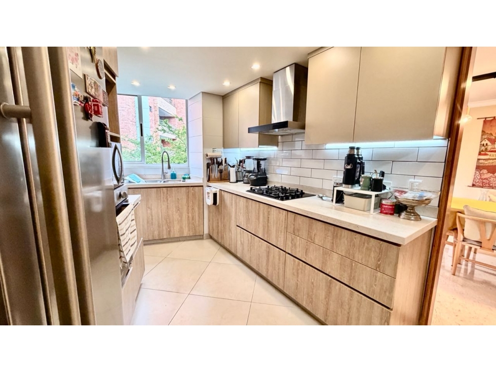 Apartamento en venta en El Tesoro, Medellín · foto 20 de 24