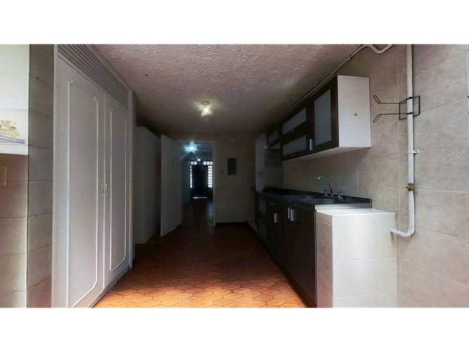 Casa de 4 alcobas en venta en Niza, Bogotá, 225 m² · foto 6 de 14