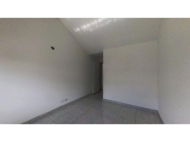 Casa de 4 alcobas en venta en Niza, Bogotá, 225 m² · foto 9 de 14