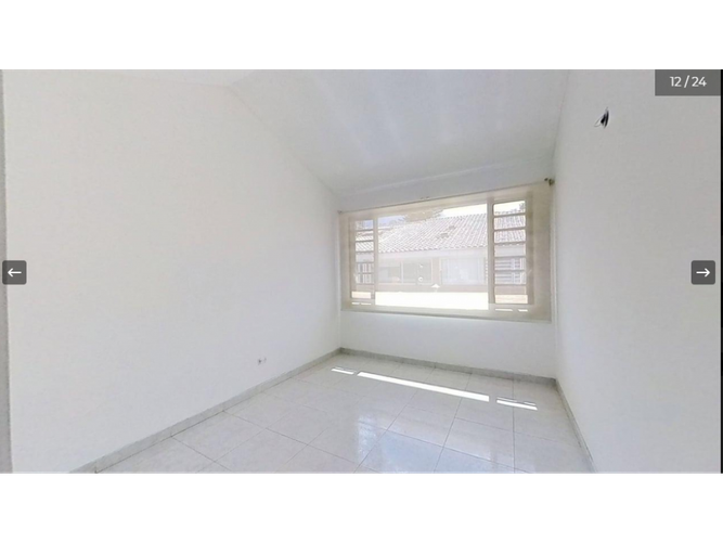 Casa de 4 alcobas en venta en Niza, Bogotá, 225 m² · foto 13 de 14