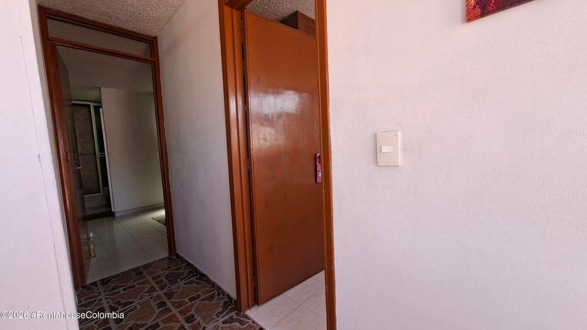 Apartamento en venta en Santa Teresa, Bogotá · foto 7 de 24