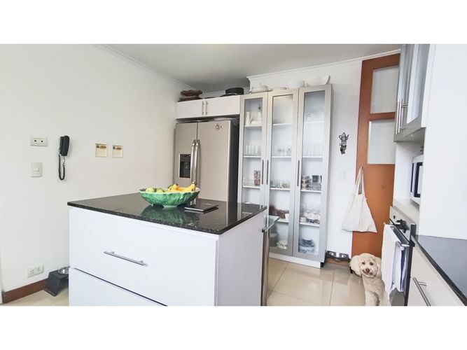Apartamento de 4 alcobas en venta en La Calera, Medellín, 244 m² · foto 11 de 23