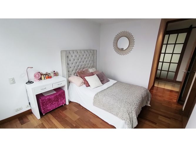 Apartamento de 4 alcobas en venta en La Calera, Medellín, 244 m² · foto 15 de 23