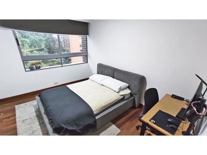 Apartamento de 4 alcobas en venta en La Calera, Medellín, 244 m² · foto 18 de 23