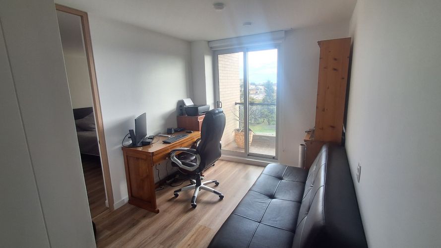 Apartamento en venta en Normandia Occidental, Bogotá · foto 5 de 9