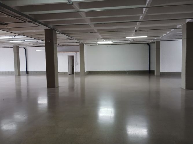 Oficina en arriendo en Cristo Rey, Medellín, 870 m² · foto 3 de 14