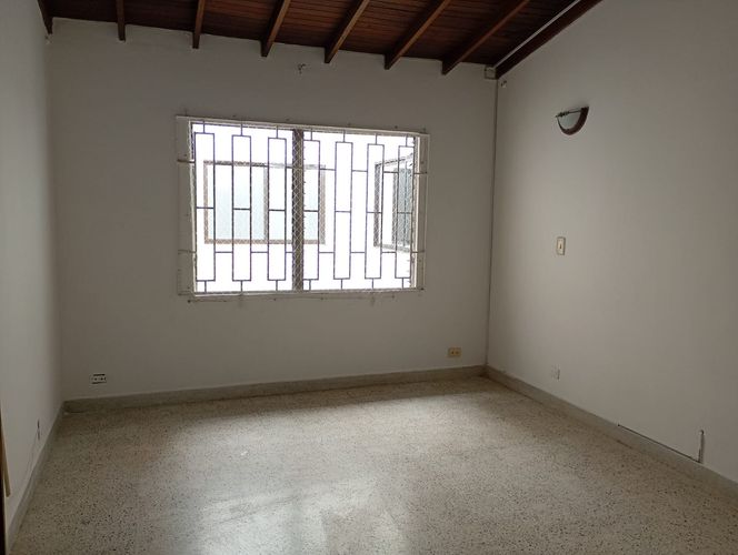 Oficina en arriendo en Laureles, Medellín, 580 m² · foto 8 de 14
