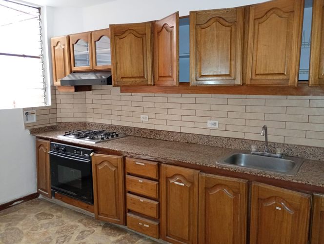 Oficina en arriendo en Laureles, Medellín, 460 m² · foto 9 de 10