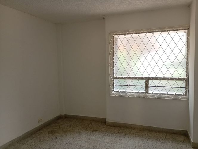 Oficina en arriendo en Laureles, Medellín, 460 m² · foto 6 de 10