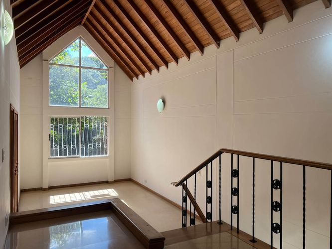 Casa de 3 alcobas en venta en El Poblado, Medellín, 229 m² · foto 12 de 20