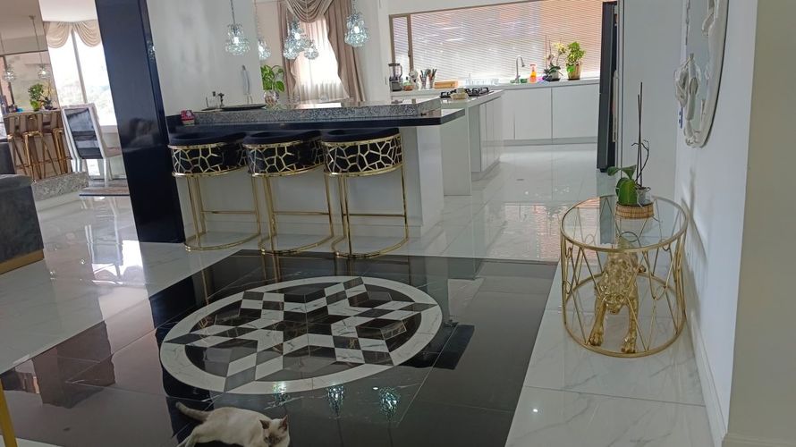 Apartamento de 3 alcobas en arriendo en Bosques Del Marques, Bogotá, 265 m² · foto 2 de 24