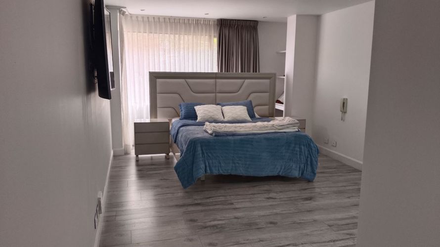Apartamento de 3 alcobas en arriendo en Bosques Del Marques, Bogotá, 265 m² · foto 11 de 24