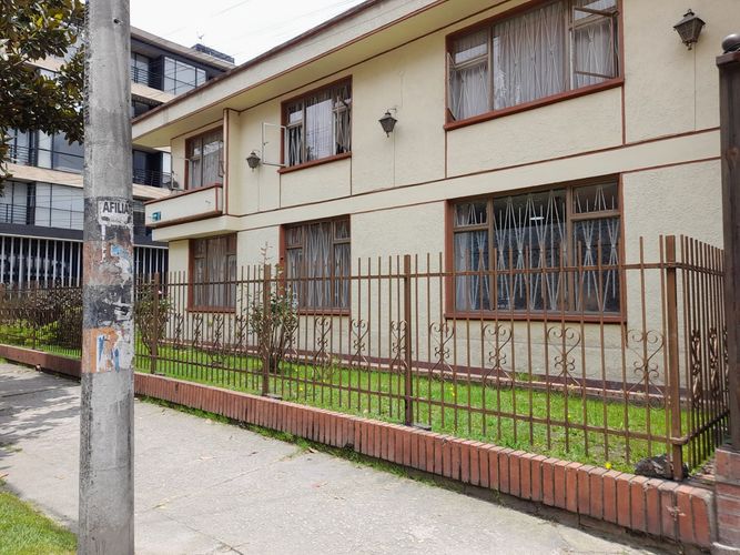 Casa de 8 alcobas en venta en Nicolas De Federman, Bogotá, 429 m² · foto 4 de 20