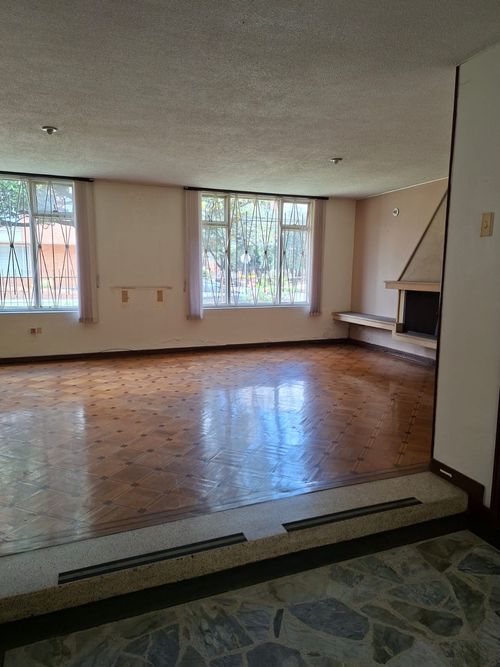 Casa de 8 alcobas en venta en Nicolas De Federman, Bogotá, 429 m² · foto 6 de 20