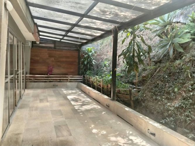 Casa de 3 alcobas en venta en Altos Del Poblado, Medellín, 183 m² · foto 2 de 21