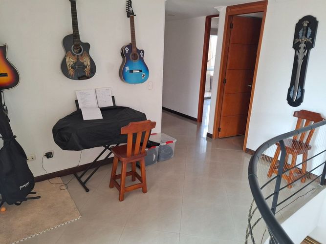 Apartamento de 6 alcobas en venta en Laureles, Medellín, 230 m² · foto 5 de 20