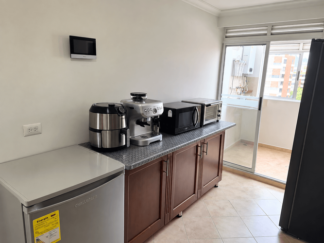 Apartamento de 6 alcobas en venta en Laureles, Medellín, 230 m² · foto 7 de 20