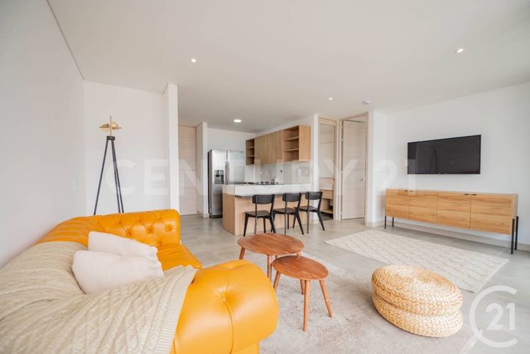 Apartamento de 1 alcoba en arriendo en El Castillo, Medellín, 72 m² · foto 4 de 19