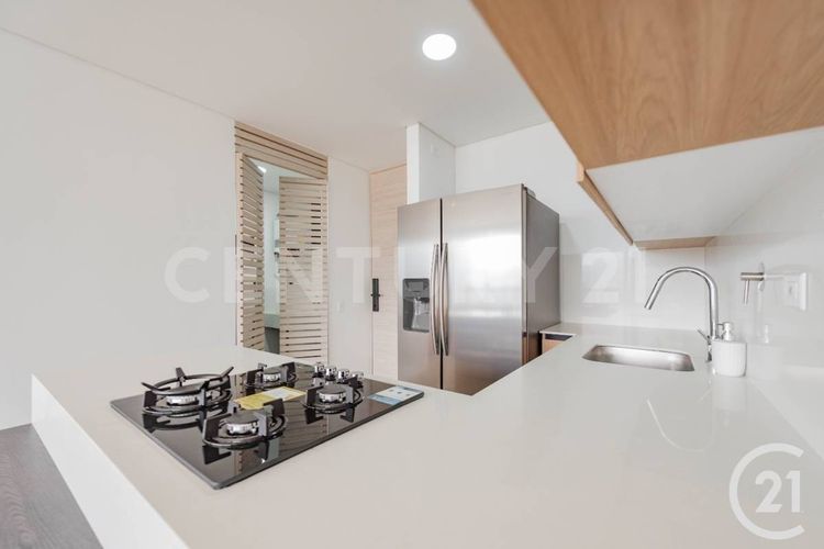 Apartamento de 1 alcoba en arriendo en El Castillo, Medellín, 72 m² · foto 17 de 19