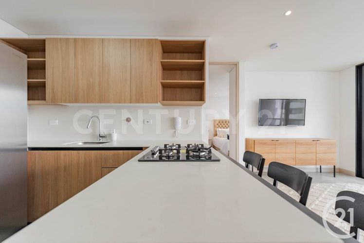 Apartamento de 1 alcoba en arriendo en El Castillo, Medellín, 72 m² · foto 18 de 19