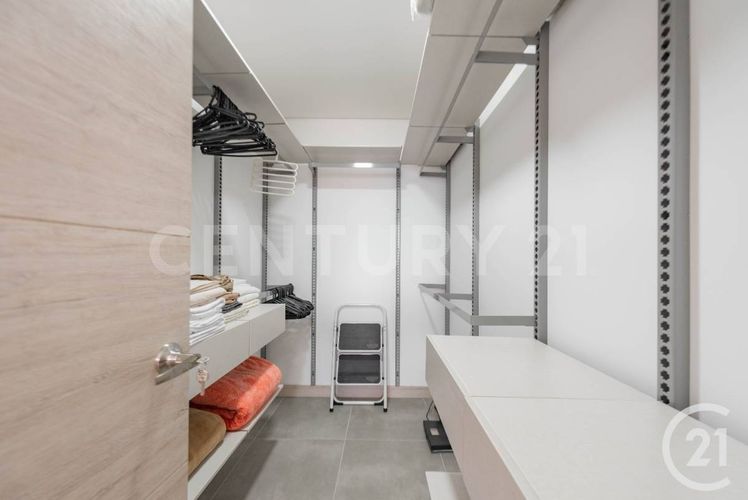 Apartamento de 1 alcoba en arriendo en El Castillo, Medellín, 72 m² · foto 19 de 19