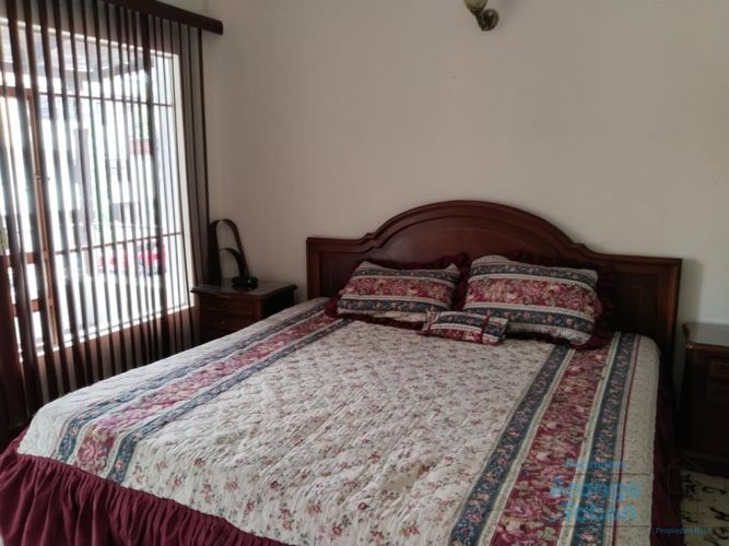 Casa de 7 alcobas en venta en Belén Rosales, Medellín, 310 m² · foto 10 de 24