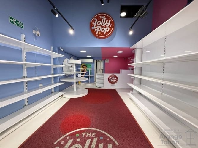 Local en venta en Los Colores, Medellín, 46 m² · foto 2 de 5