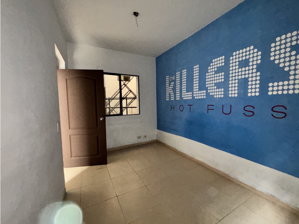 Casa en arriendo en El Poblado, Medellín · foto 2 de 24