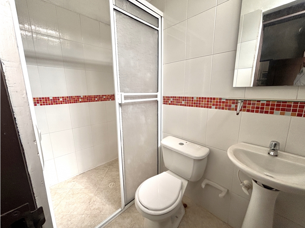 Casa en arriendo en El Poblado, Medellín · foto 24 de 24