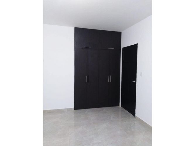 Casa de 7 alcobas en venta en San Alonso, Girón, 128 m² · foto 7 de 24