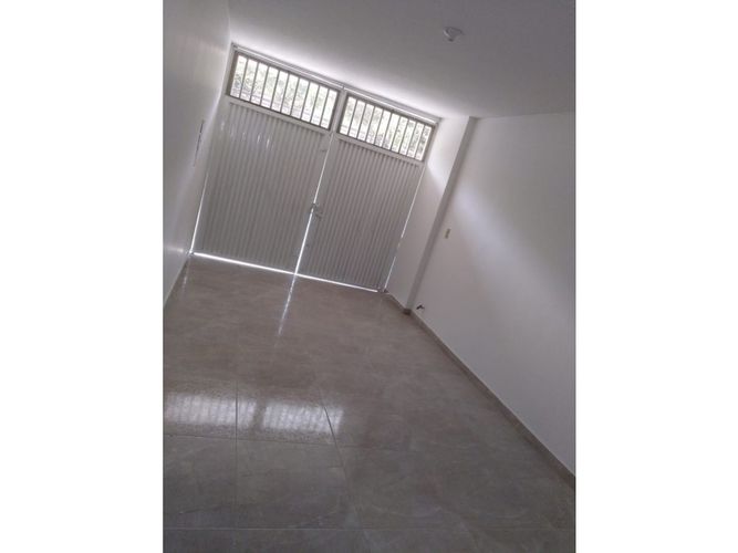Casa de 7 alcobas en venta en San Alonso, Girón, 128 m² · foto 23 de 24