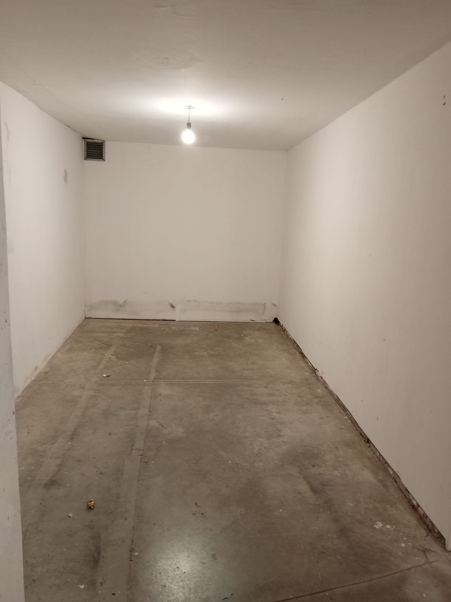 Gran local comercial en excelente punto. · Foto 9
