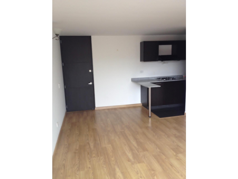 Apartamento en venta en Britalia, Bogotá · foto 2 de 15