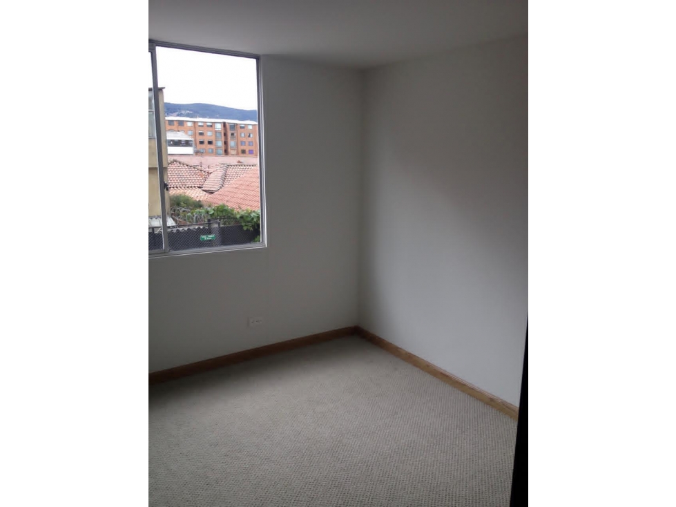 Apartamento en venta en Britalia, Bogotá · foto 10 de 15