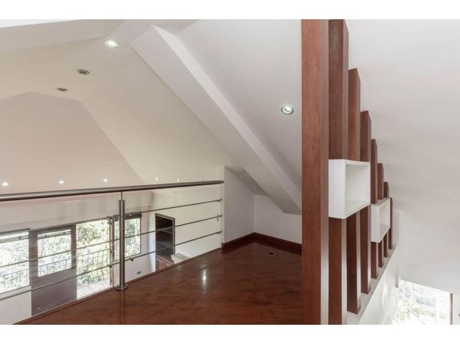 Apartamento de 4 alcobas en venta en Casablanca Suba, Bogotá, 231 m² · foto 2 de 21