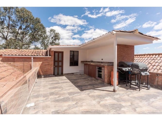 Apartamento de 4 alcobas en venta en Casablanca Suba, Bogotá, 231 m² · foto 11 de 21