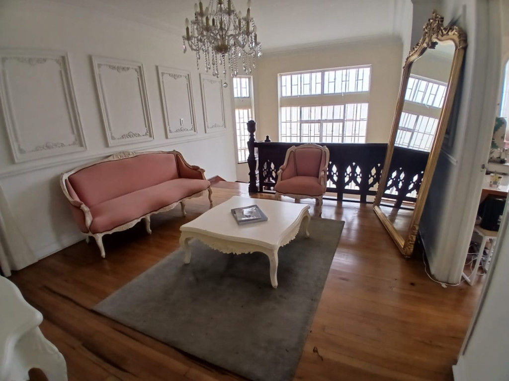 Casa en venta en Quinta Camacho, Bogotá · foto 8 de 13