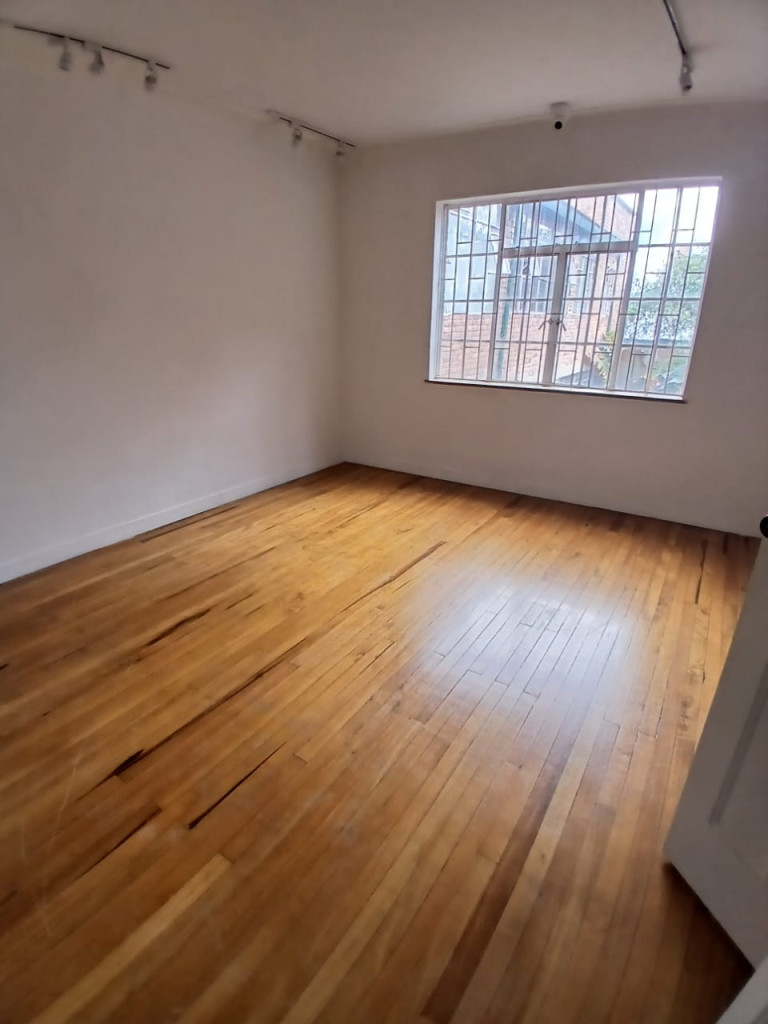 Casa en venta en Quinta Camacho, Bogotá · foto 9 de 13